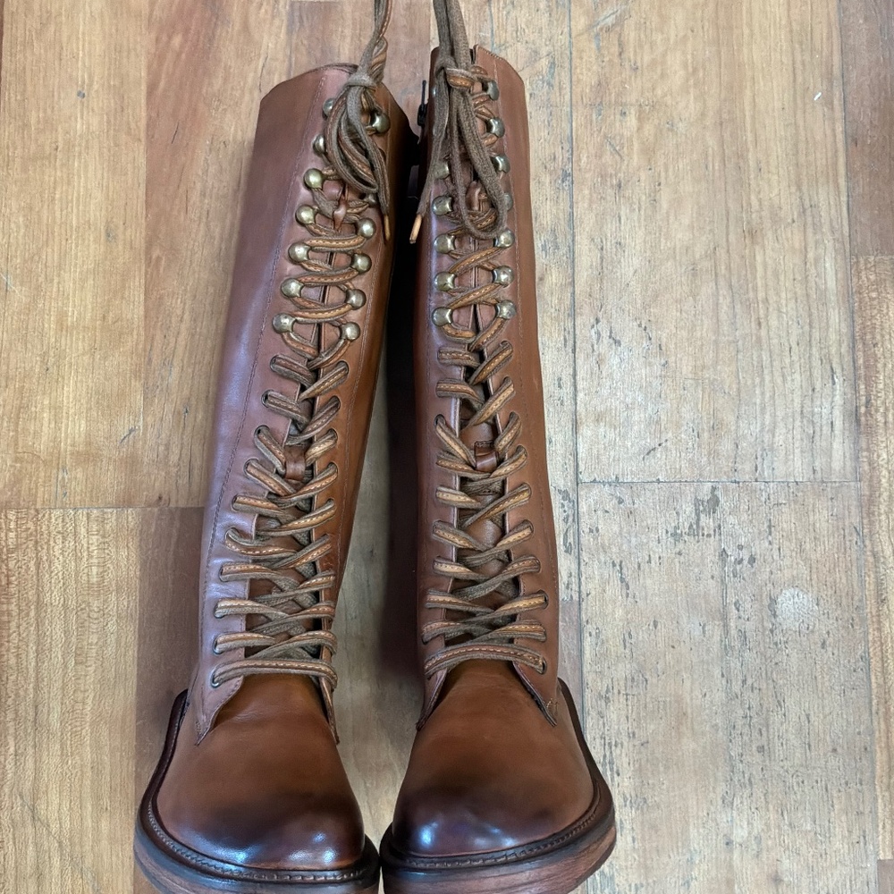 Vintage Foundry Sadelle lace up boots